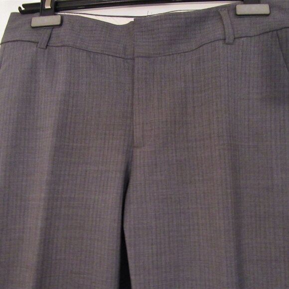CLASSY CLEAN LINE BANANA REPUBLIC DRESS PANTS, WOOL - Picture 4 of 5